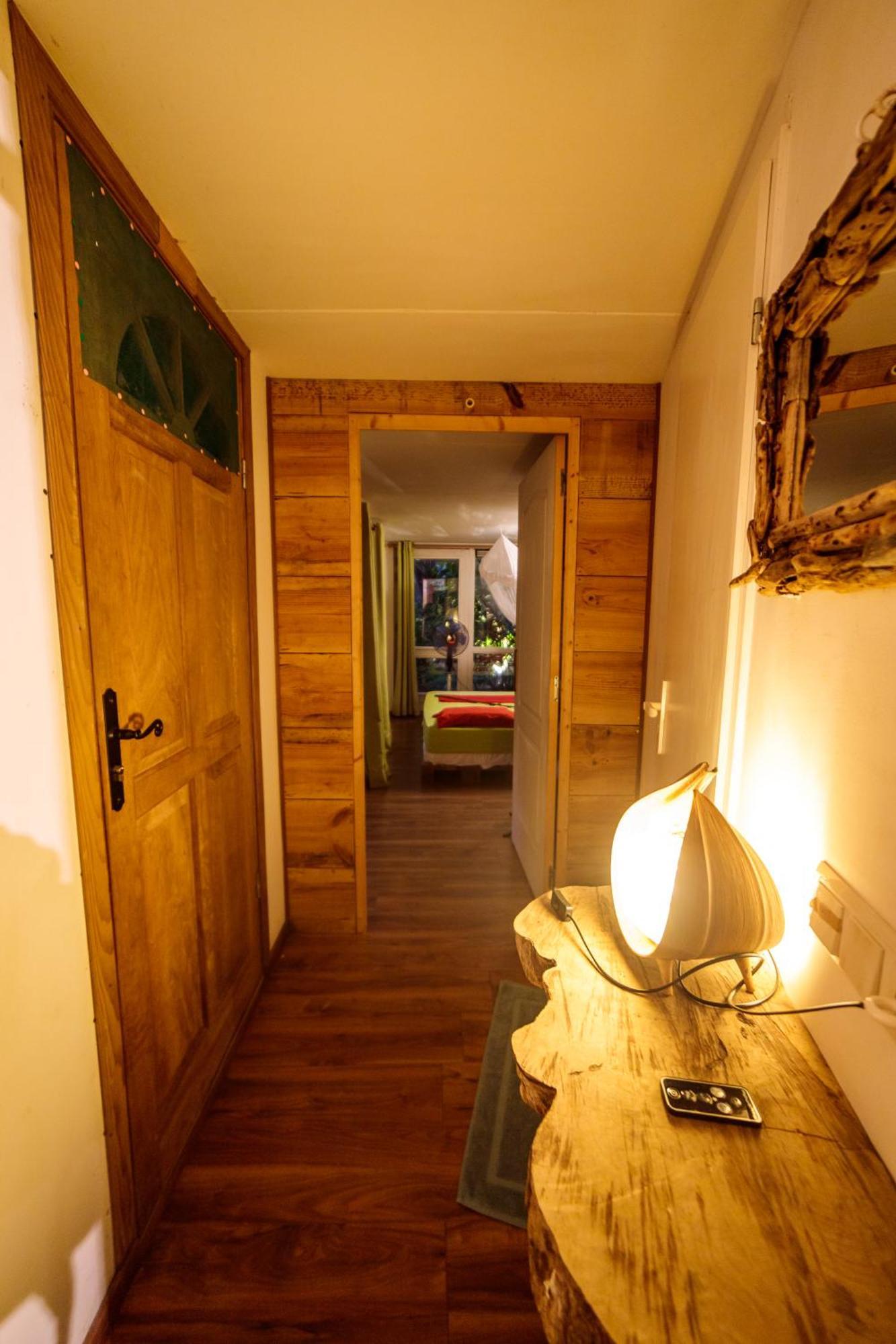 Vila Martinique Treehouse Canton Suisse Exteriér fotografie