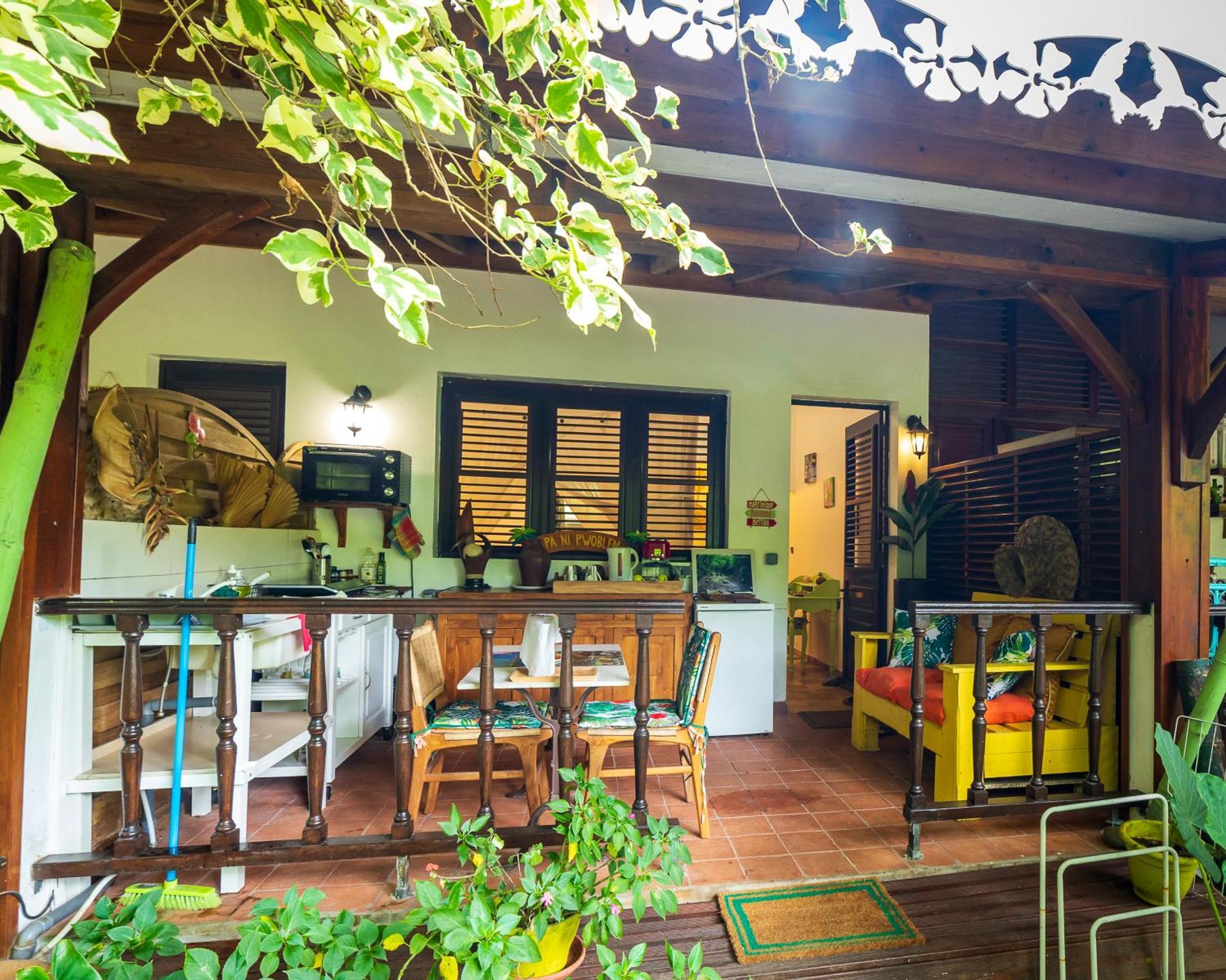 Vila Martinique Treehouse Canton Suisse Exteriér fotografie